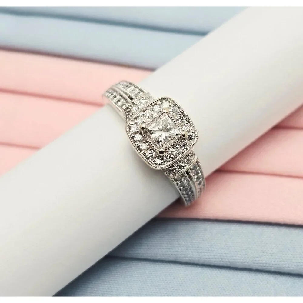 Elegant 14K Karat Solid White Gold Ladies Diamond Halo Engagement Ring Size 9.75
